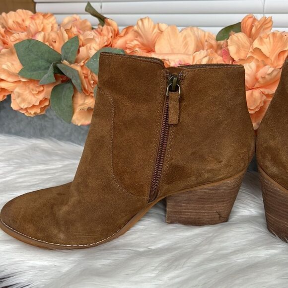 Treasure and Bond Windsor Booties - Picture 5 of 11